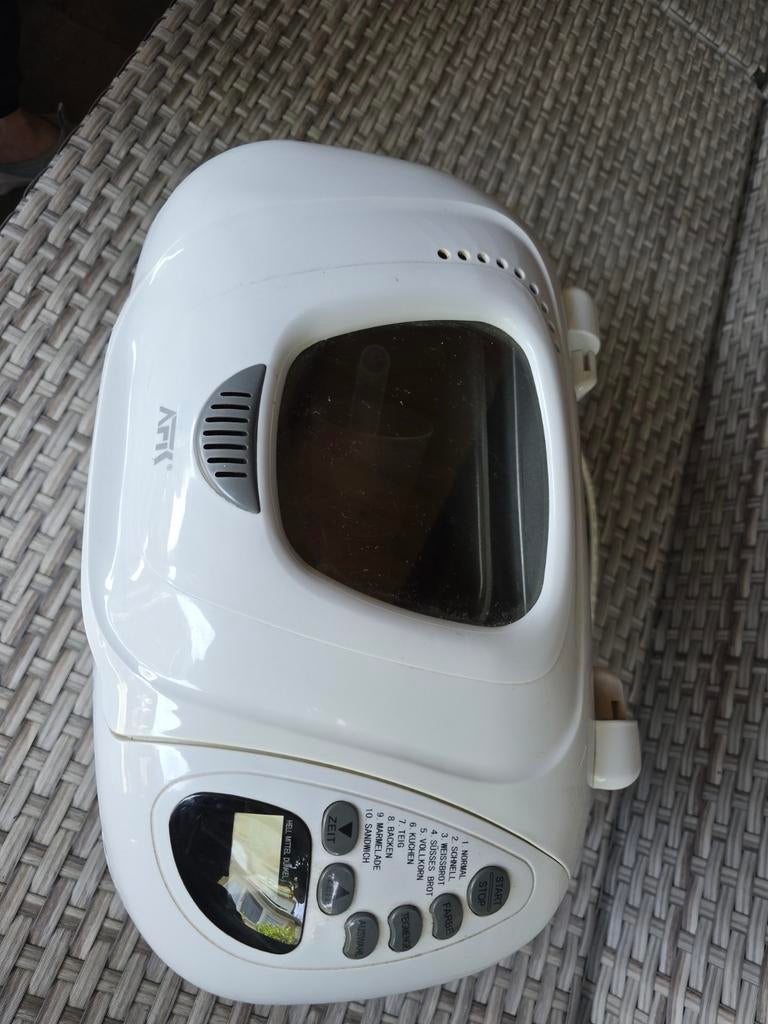 AFK Broodbakmachine - Wit - Met Timer en Kijkvenster, Witgoed en Apparatuur, Met timer, Gebruikt, 800 tot 1200 gram deeg, Ophalen of Verzenden