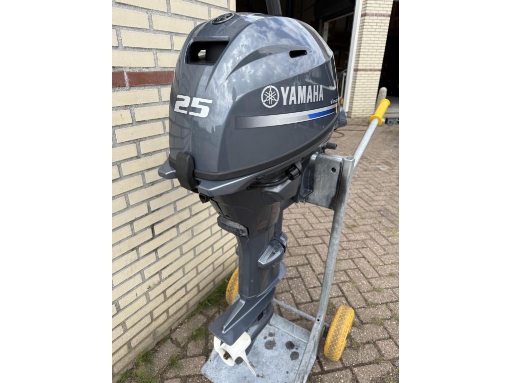 Yamaha 25PK langstaart Injectie Nieuwste type Knuppel, Niet ingevuld, Gebruikt, Niet ingevuld, Benzine
