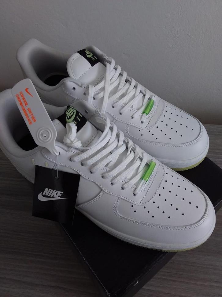 Nike Air Force 1 '07 LX Witte Sneakers - Maat 43 , 27,5 cm, Kleding | Heren, Schoenen, Nieuw, Sneakers of Gympen, Wit, Ophalen of Verzenden