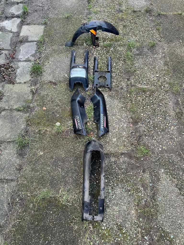 Peugeot fox onderdelen kappen, Ophalen