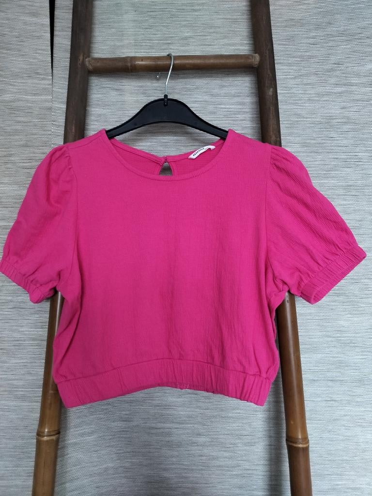 2 crop tops maat 128, Kinderen en Baby's, Kinderkleding | Maat 128, Ophalen of Verzenden, Zo goed als nieuw