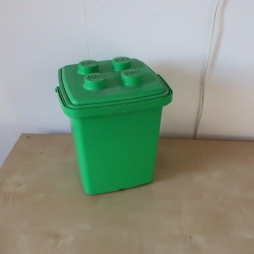 Duplo emmer groen origineel met inhoud, Kinderen en Baby's, Speelgoed | Duplo en Lego, Ophalen, Gebruikt, Losse stenen, Duplo