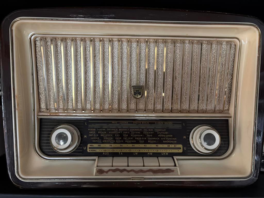Grundig UkW MW LKW Radio - Houten kast, spelend, Ophalen of Verzenden, Gebruikt, Radio