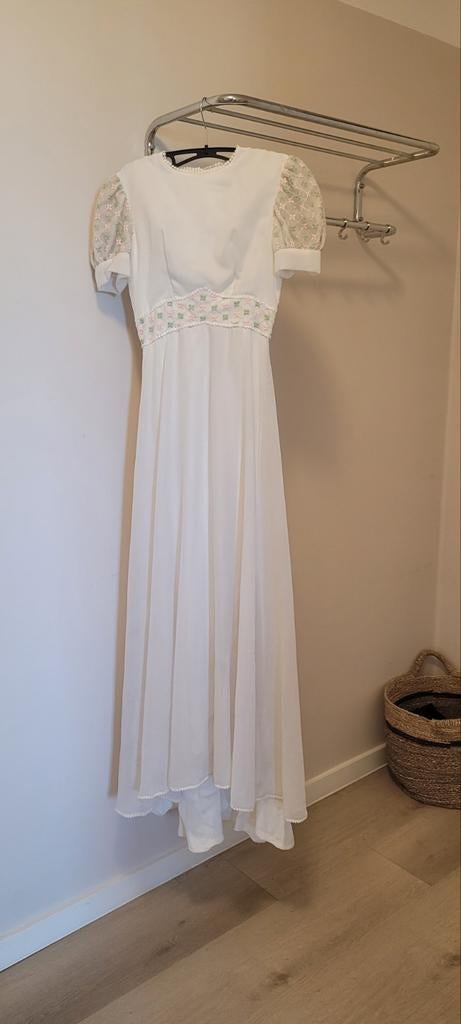 Vintage Bruidsjurk met Geborduurde Mouwen, Kleding | Dames, Trouwkleding en Trouwaccessoires, Ophalen, Trouwjurk, Wit, Onbekend