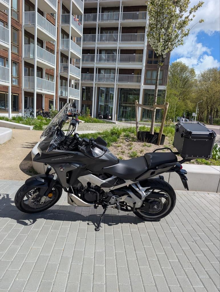 HONDA VFR 800 X CROSSRUNNER 2015, 4 cilinders, Motorrijbewijs A, Gebruikt, Particulier