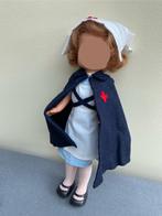 Vintage Famosa Lesly nurse ATS verpleger zus Nancy 80 s, Ophalen of Verzenden, Kleertjes