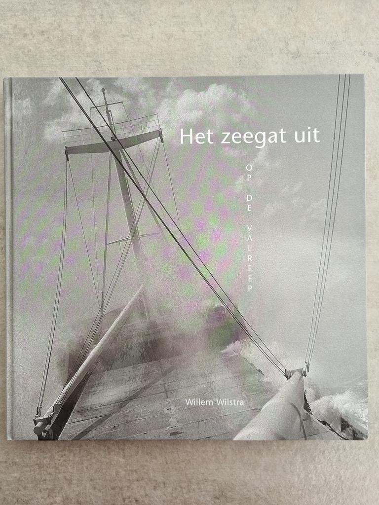Hans Beukema - Het zeegat uit, Fotografen, Hans Beukema, Ophalen of Verzenden, Zo goed als nieuw