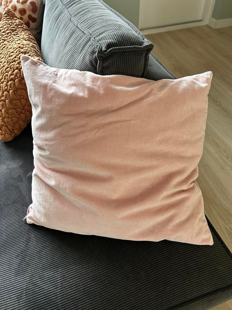 Ikea Sanela roze velvet sierkussen, Ophalen, Zo goed als nieuw, Roze, Vierkant