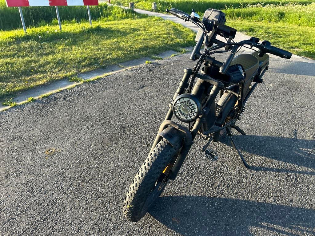V8 E-bike met gashendel en achterzitje, recent onderhoud, Fietsen en Brommers, Elektrische fietsen, Ophalen of Verzenden, Gebruikt