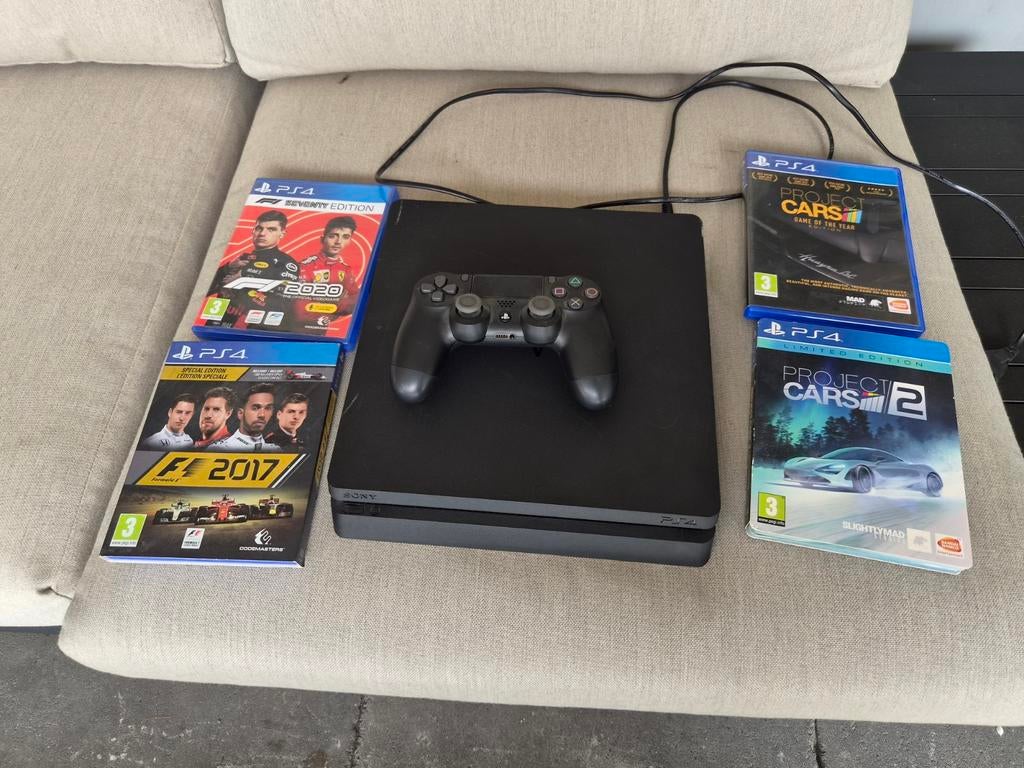 Playstation 4 Slim met controller en 4 race games, Spelcomputers en Games, Games | Sony PlayStation 4, Ophalen, 1 speler, Racen en Vliegen