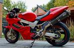 Honda VTR1000, 2 cilinders, Sportuitlaat, Motorrijbewijs A, Particulier