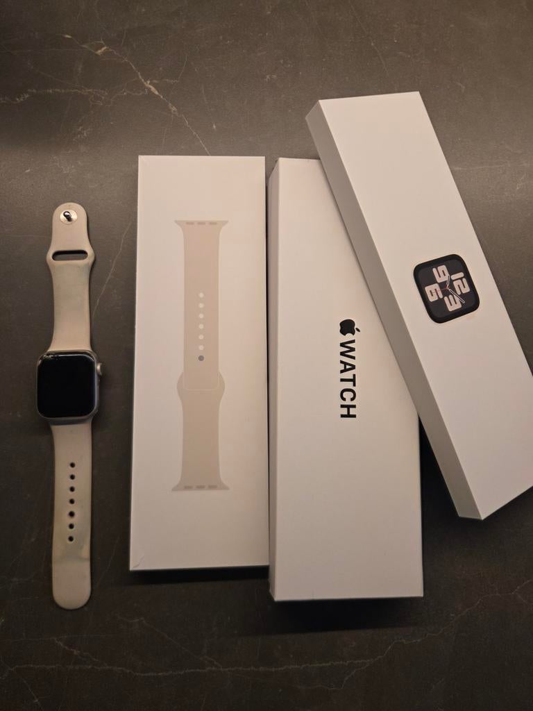 Apple Watch - Gebruikt, met lichte beschadiging, Sieraden, Tassen en Uiterlijk, Gebruikt, IOS, Ophalen of Verzenden, GPS