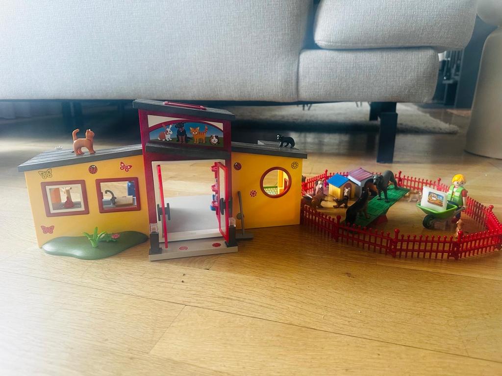 Playmobil Hondenpension met veel accessoires, Ophalen of Verzenden, Zo goed als nieuw, Jongen of Meisje