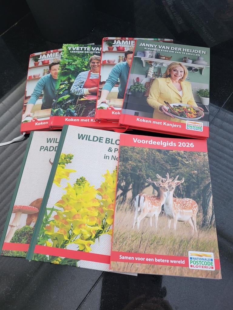 Postcode loterij boeken, Boeken, Natuur, Ophalen of Verzenden, Zo goed als nieuw, Bloemen, Planten en Bomen
