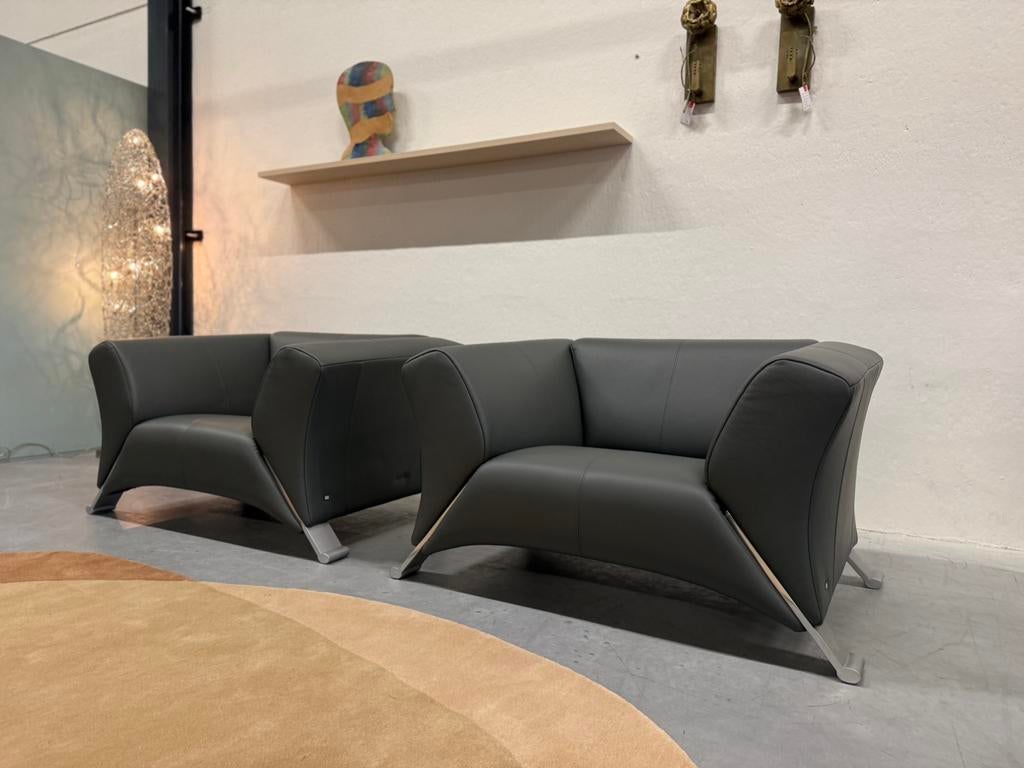2 Nieuw Rolf Benz 322 Fauteuil Grijs leer Design stoel, Leolux Harvink Jori Gelderland Design on Stock Eyye Montis, Nieuw, Ophalen of Verzenden