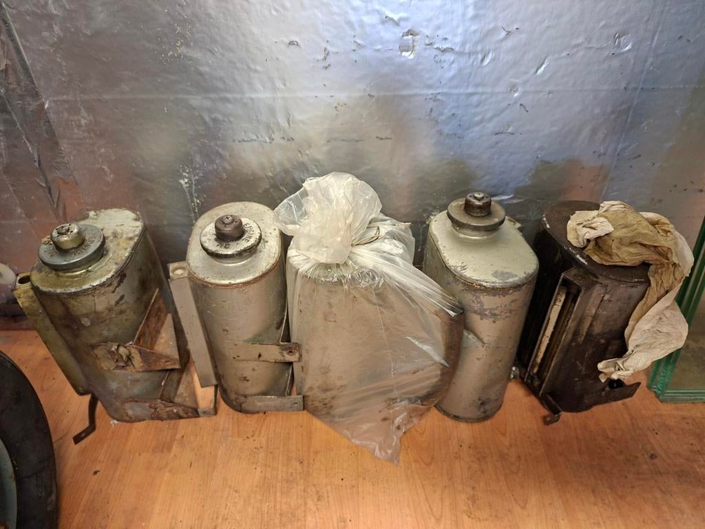 Saab tweetakt olie-reservoir., Ophalen, Saab