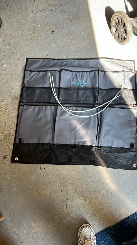 Opbergzak met pees, Ophalen, Zo goed als nieuw