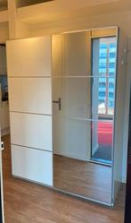 IKEA BESTA kledingkast met schuifdeuren & spiegel, Ophalen, Zo goed als nieuw, 25 tot 50 cm, 200 cm of meer