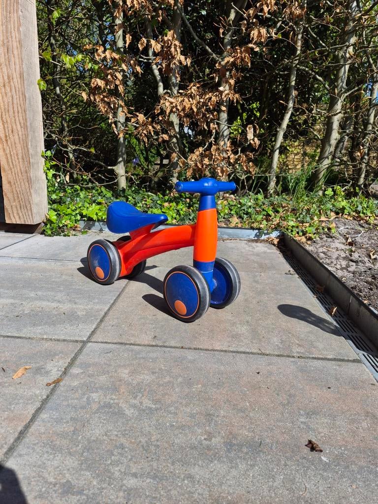 Vrolijke Loopfiets - Ideaal voor de eerste meters!, Ophalen, Gebruikt, Loopfiets