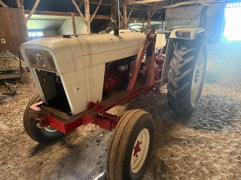 David brown 990 tractor met kantenmaaier en bak, Zakelijke goederen, Meer dan 10000, Oldtimer, Tot 80 Pk, Ophalen