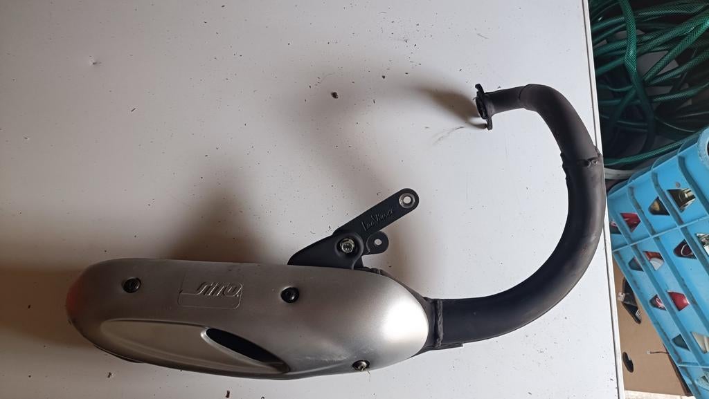 Sito uitlaat - Zo goed als nieuw, Ophalen