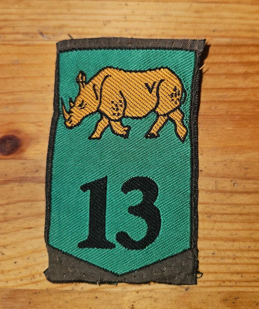 Mouwembleem 13 Gemechaniseerde Brigade, Ophalen of Verzenden, Landmacht, Nederland, Embleem of Badge