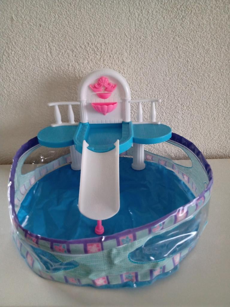 Barbie Cascading Water Pool uit 2001, Ophalen of Verzenden, Gebruikt, Accessoires