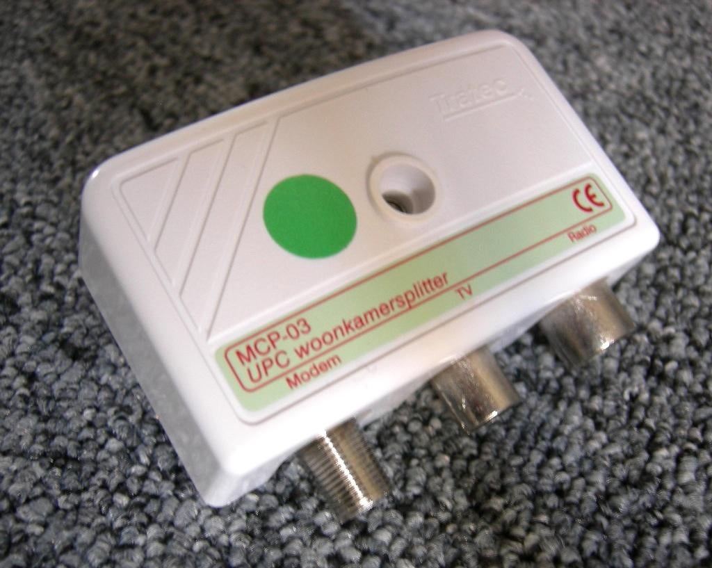 Tratec MCP-03 UPC woonkamersplitter woonkamer splitter Nieuw, Ophalen of Verzenden, Nieuw, Minder dan 2 meter, Coaxiale kabel