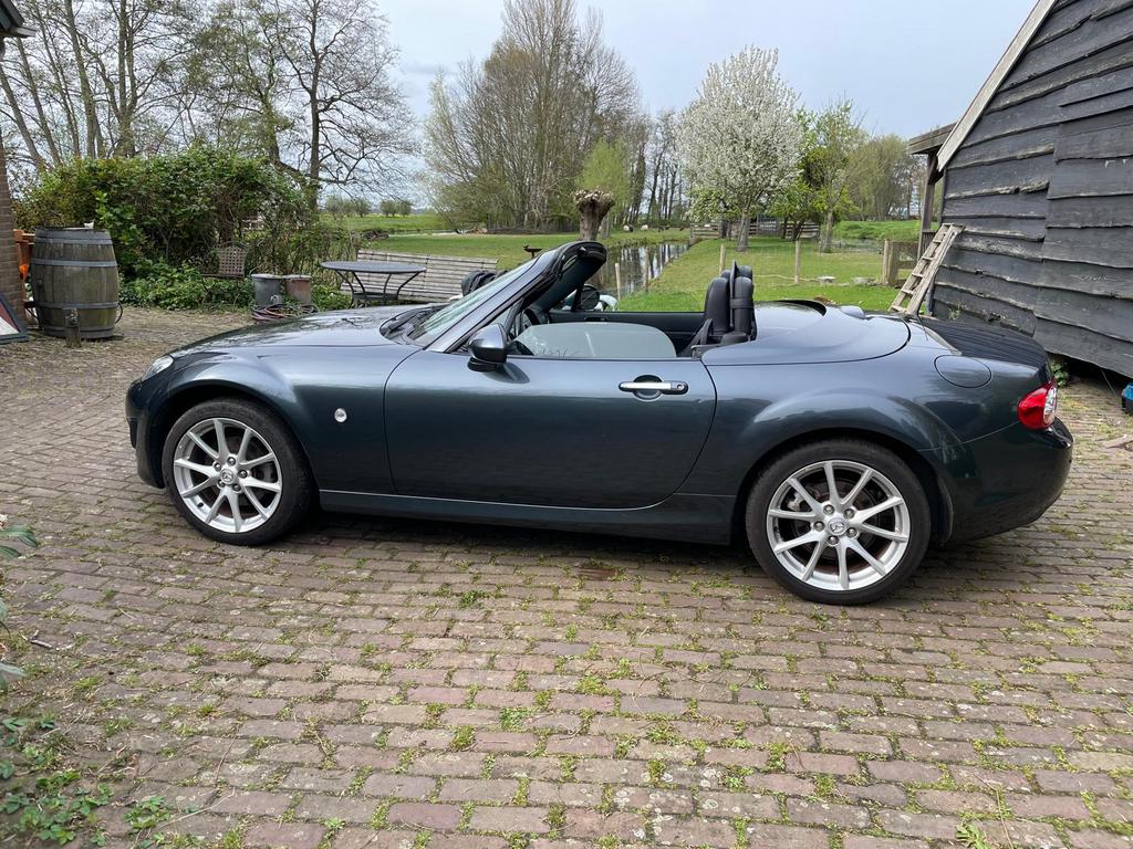 Mazda MX-5 1.8 Touring 2010 Metropolitan grey, Auto's, Achterwielaandrijving, 4 cilinders, Cabriolet, Lederen bekleding