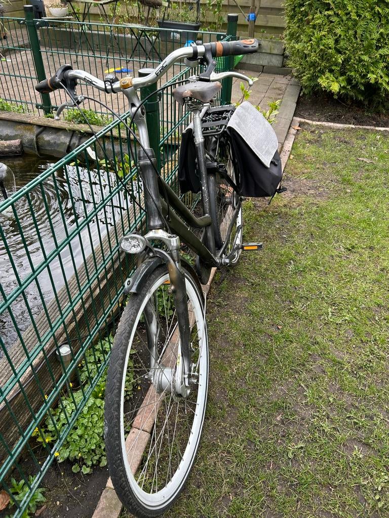 Damesfiets met fietstassen, Overige merken, Velgrem, Versnellingen, Ophalen of Verzenden