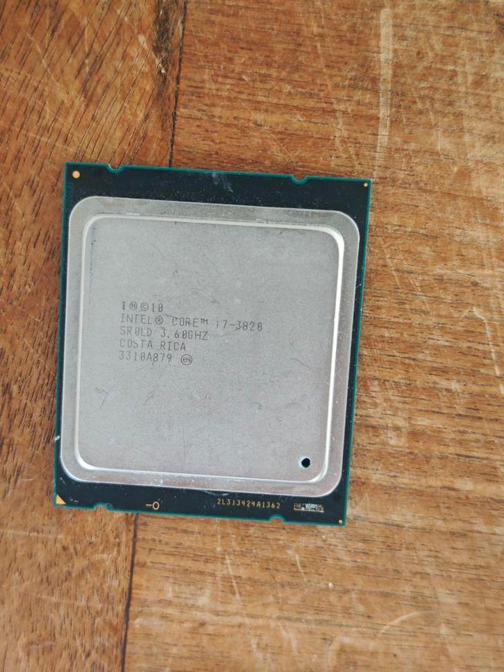Intel Core i7-3820 Processor 3.60GHz LGA 2011, Computers en Software, Processors, Zo goed als nieuw, 4-core, 3 tot 4 Ghz, Ophalen of Verzenden
