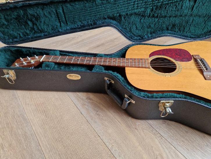 Martin D-16 t, Muziek en Instrumenten, Snaarinstrumenten | Gitaren | Akoestisch, Gebruikt, Western- of Steelstringgitaar, Met koffer