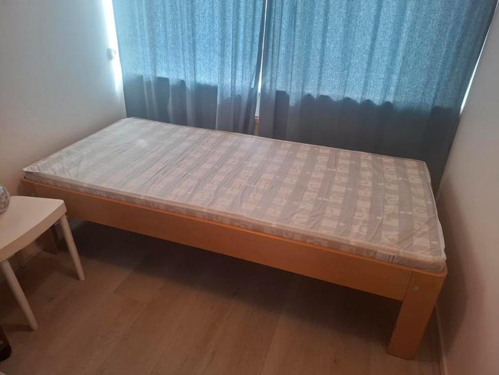 Auping eenpersoonsbed 90x200 cm incl. matras, Huis en Inrichting, Slaapkamer | Bedden, Gebruikt, Eenpersoons, 90 cm, 200 cm, Hout