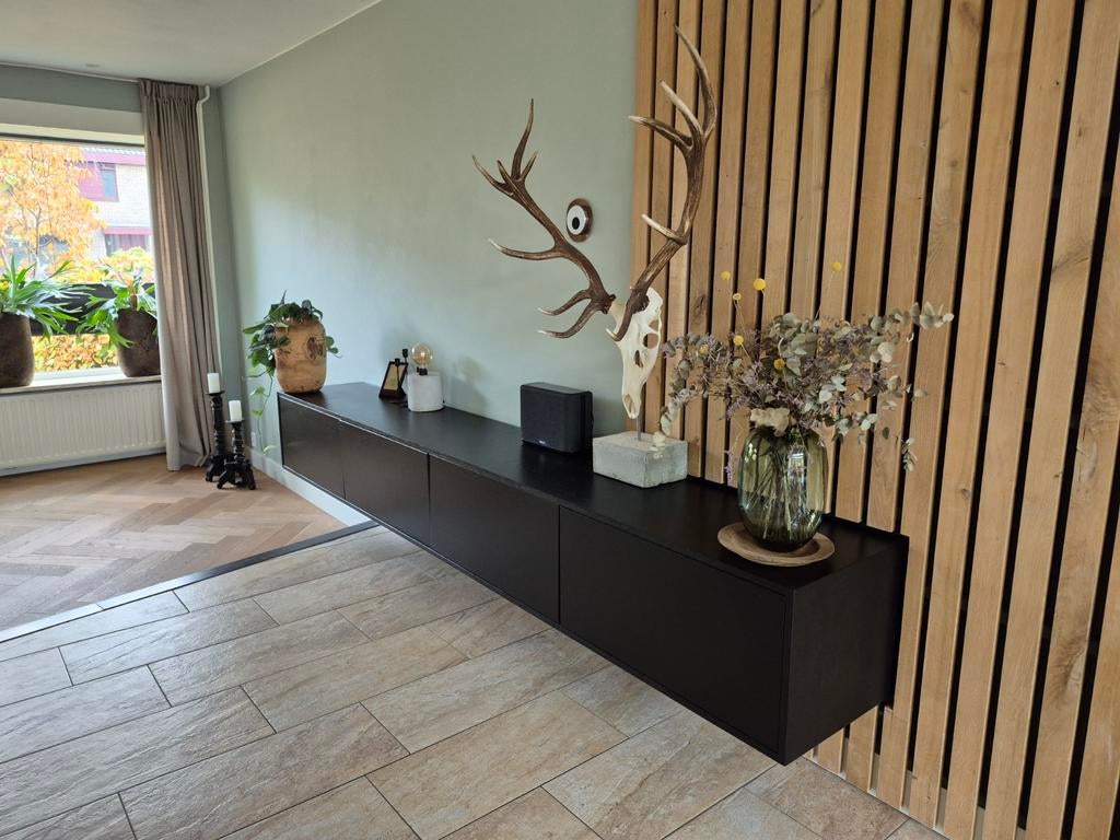 Zwart massief houten dressoir, Ophalen