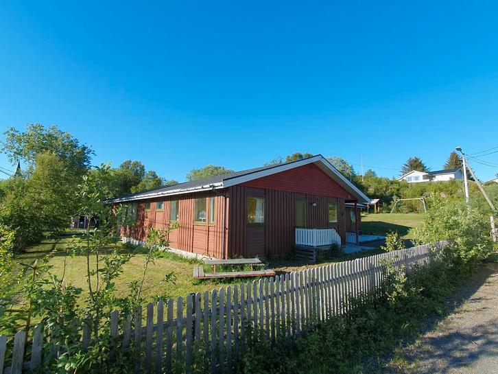 Leef je droom op het Noorse eiland Bjarkøy, Huizen en Kamers, Huizen te koop