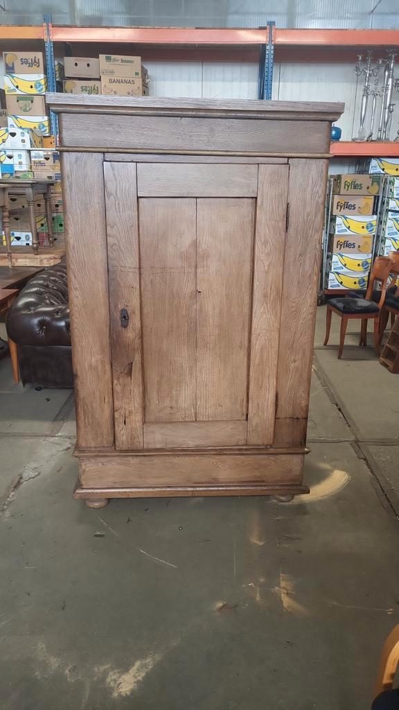 Antieke Eiken Linnenkast / Servieskast - Zeer Oud, Antiek en Kunst, Antiek | Meubels | Kasten, Ophalen of Verzenden