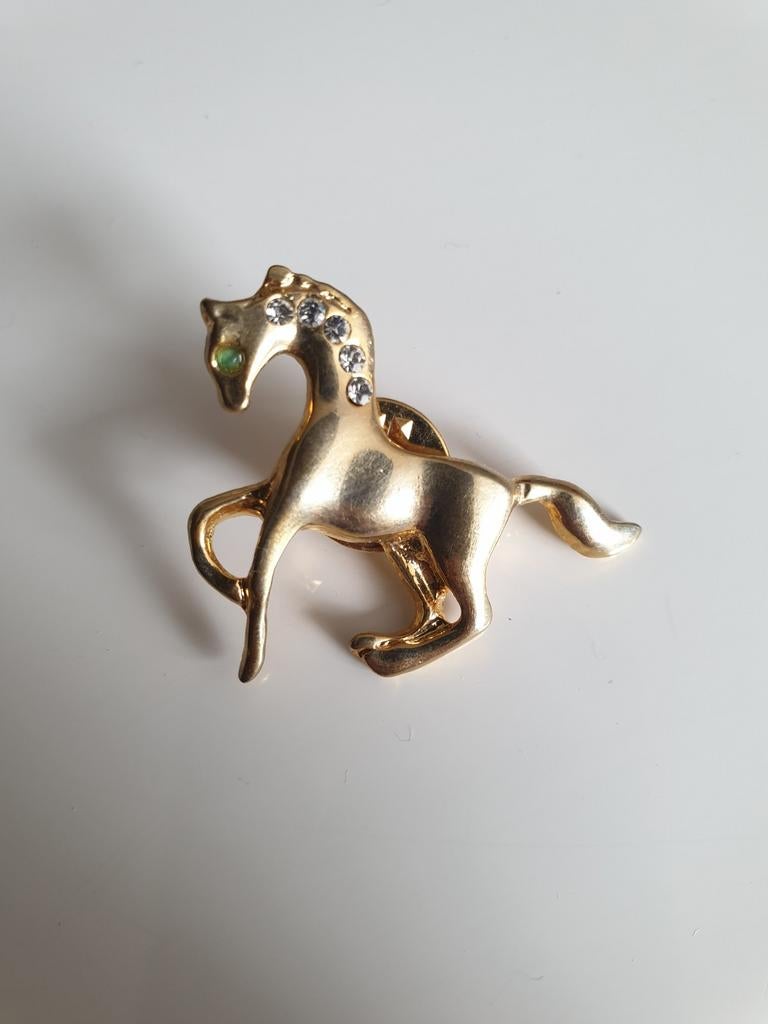 Vintage broche paard, Sieraden, Tassen en Uiterlijk, Broches, Ophalen of Verzenden, Goud, Met strass