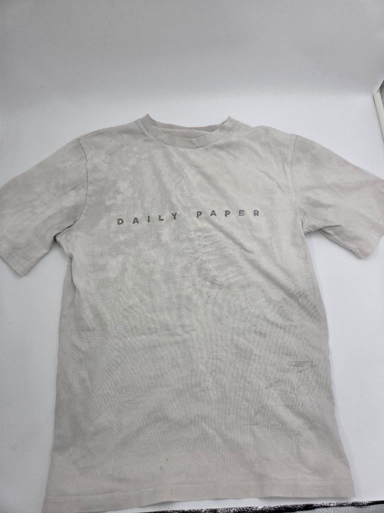 Daily Paper t-shirt beige | maat S | streetwear, Beige, Ophalen of Verzenden, Zo goed als nieuw, Korte mouw