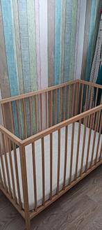 IKEA Ledikantje - Houten Babybedje, Kinderen en Baby's, Babywiegjes en Ledikanten, Ophalen, Gebruikt, Ledikant