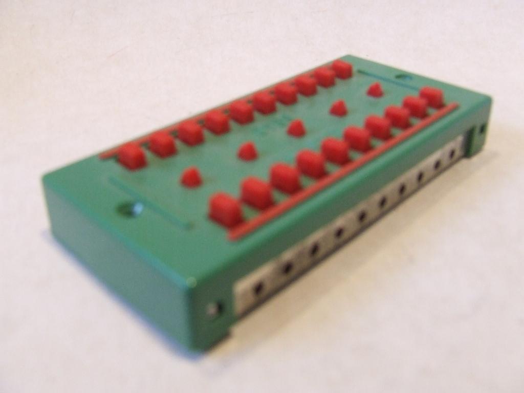 FLEISCHMANN 6940  verdeelplaat  2 polig, Hobby en Vrije tijd, Modeltreinen | H0, Overige typen, Ophalen of Verzenden, Zo goed als nieuw