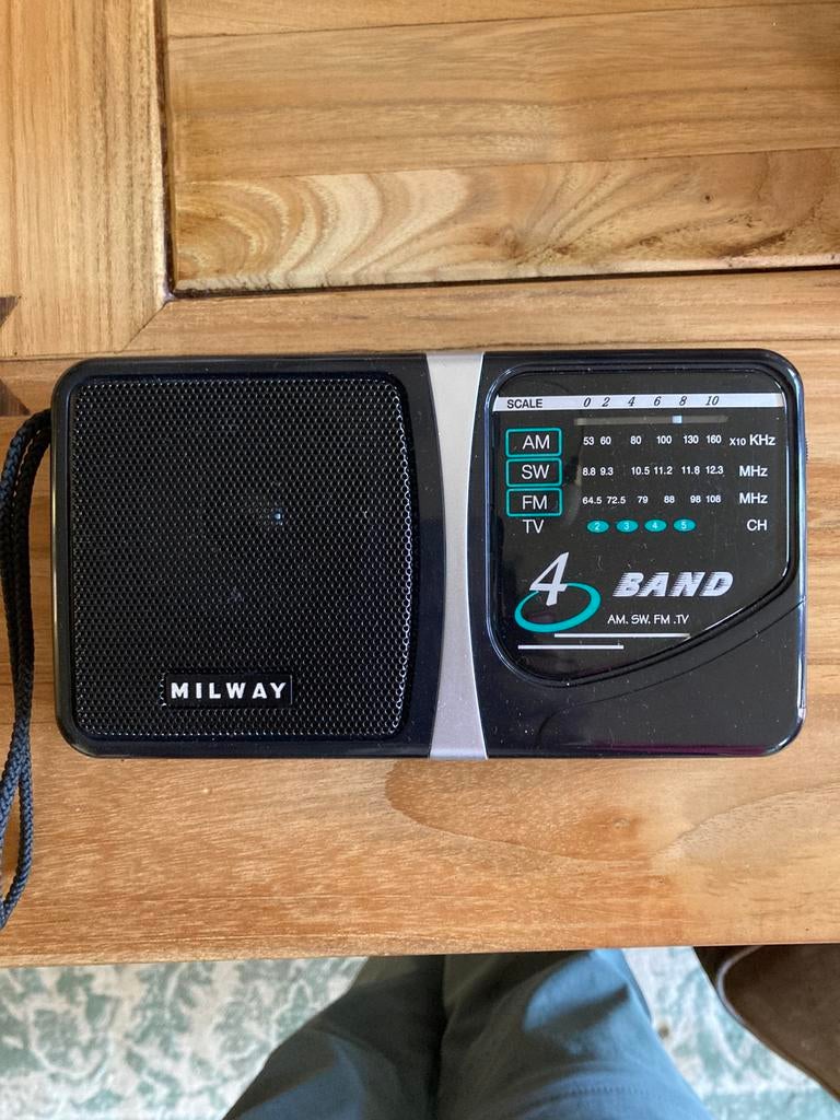 VINTAGE Compacte MILWAY 4 BAND RADIO TV SOUND AM/SW/FM/TV, Ophalen of Verzenden, Zo goed als nieuw, Radio