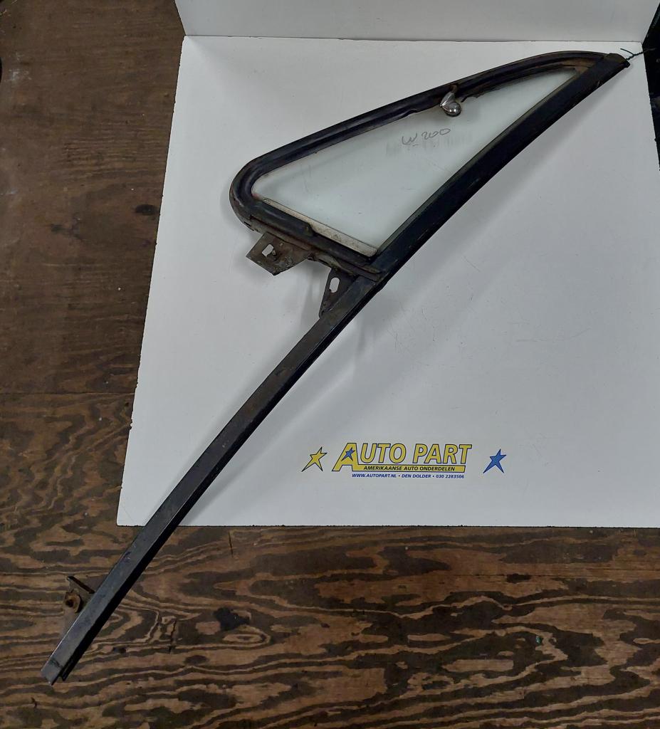 Dodge Ram Pickup D/W-serie ventilatieruit 1972-1977, Gebruikt, PO Box 21-8004 | Auburn Hills, MI 48321-8004, Amerikaanse onderdelen