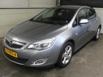 Opel Astra 1.6 Edition - Trekhaak - Navigatie, Voorwielaandrijving, Euro 5, Stof, 4 cilinders