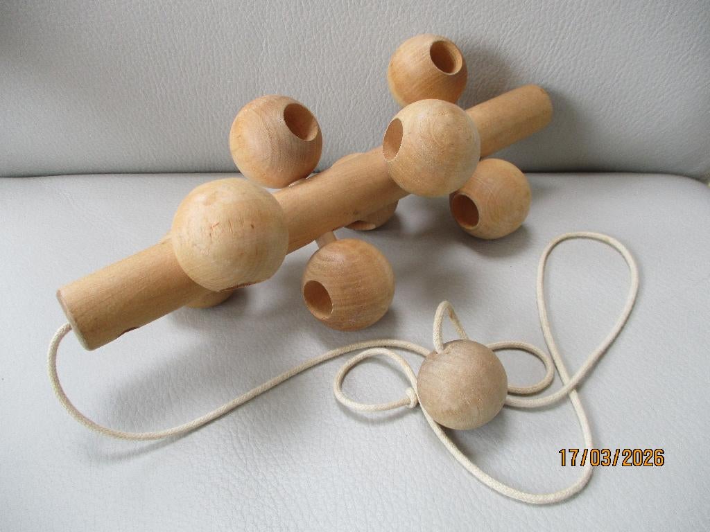 JUKKA - hout - speelgoed - Finland, Kinderen en Baby's, Speelgoed | Houten speelgoed, Ophalen of Verzenden, Gebruikt