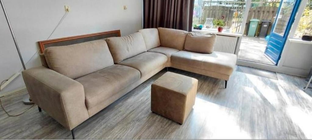 Hoekbank met poef HACO, Ophalen, Zo goed als nieuw