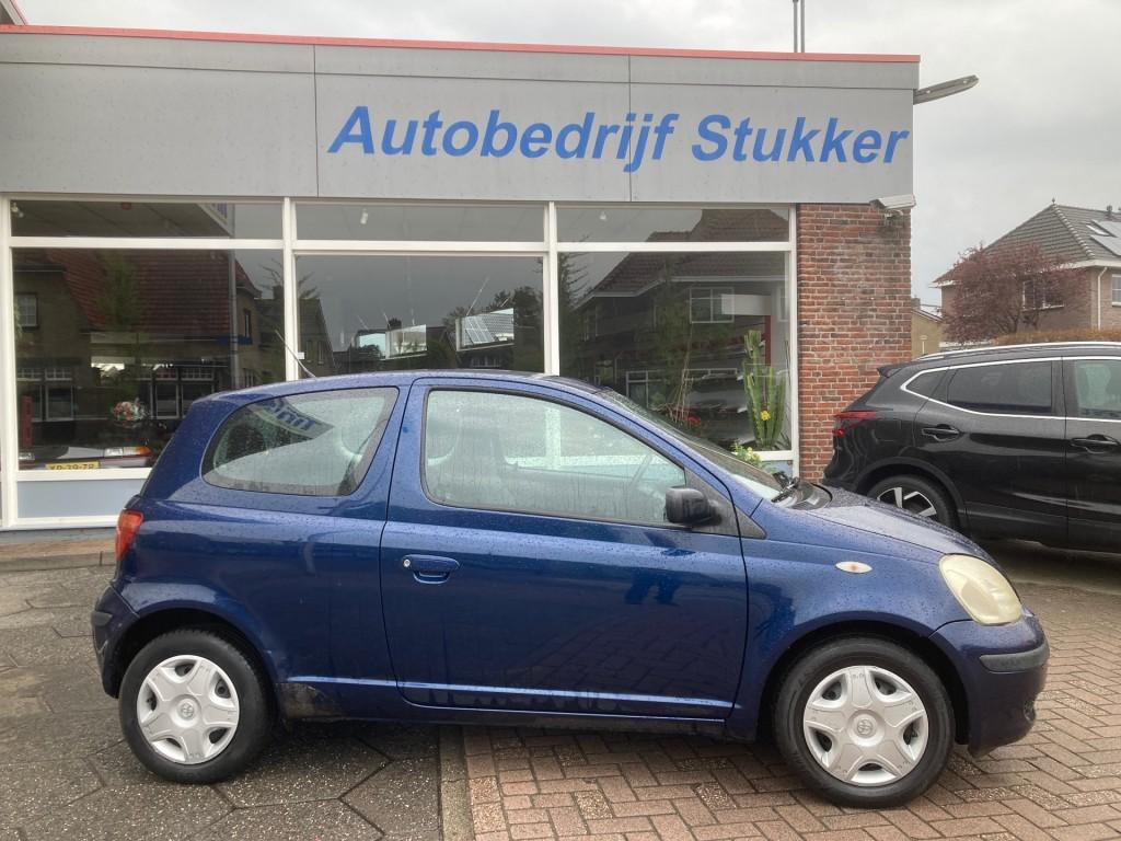 Toyota YARIS 1.3 VVT-i Idols Cruise Control Koopje., Voorwielaandrijving, Gebruikt, 4 cilinders, Origineel Nederlands