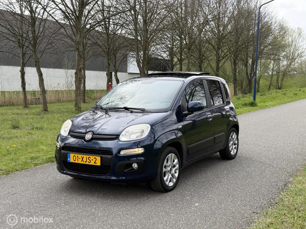 Fiat Panda 0.9 TwinAir Lounge*PANORAMADAK*NAVIGATIE*AIRCO, Auto's, Fiat, Voorwielaandrijving, Zwart, Panda, Origineel Nederlands
