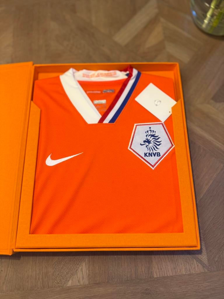 KNVB 2008 limited edition shirt, Verzamelen, Sportartikelen en Voetbal, Ophalen, Nieuw, Buitenlandse clubs, Shirt
