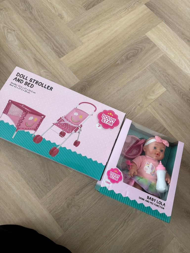 Baby pop met kinderwagen en bed set, Kinderen en Baby's, Speelgoed | Poppen, Ophalen of Verzenden, Nieuw, Babypop