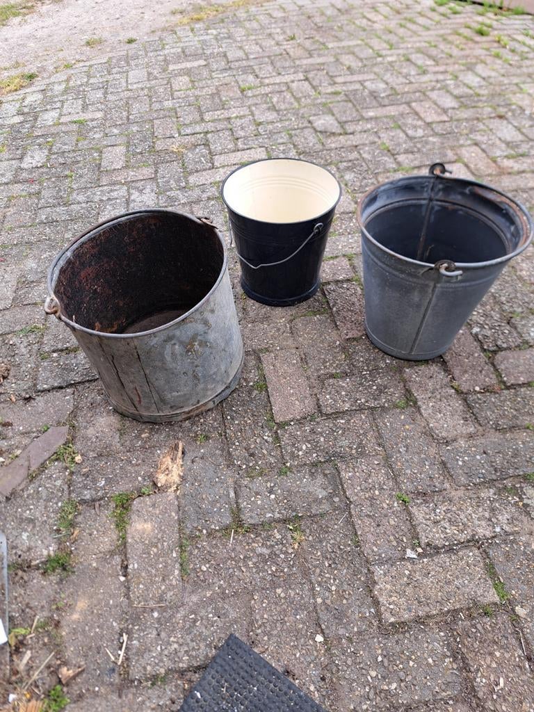 Oude zinken emmers, Tuin en Terras, Bloembakken en Plantenbakken, Gebruikt, Minder dan 30 cm, Rond, Ophalen of Verzenden